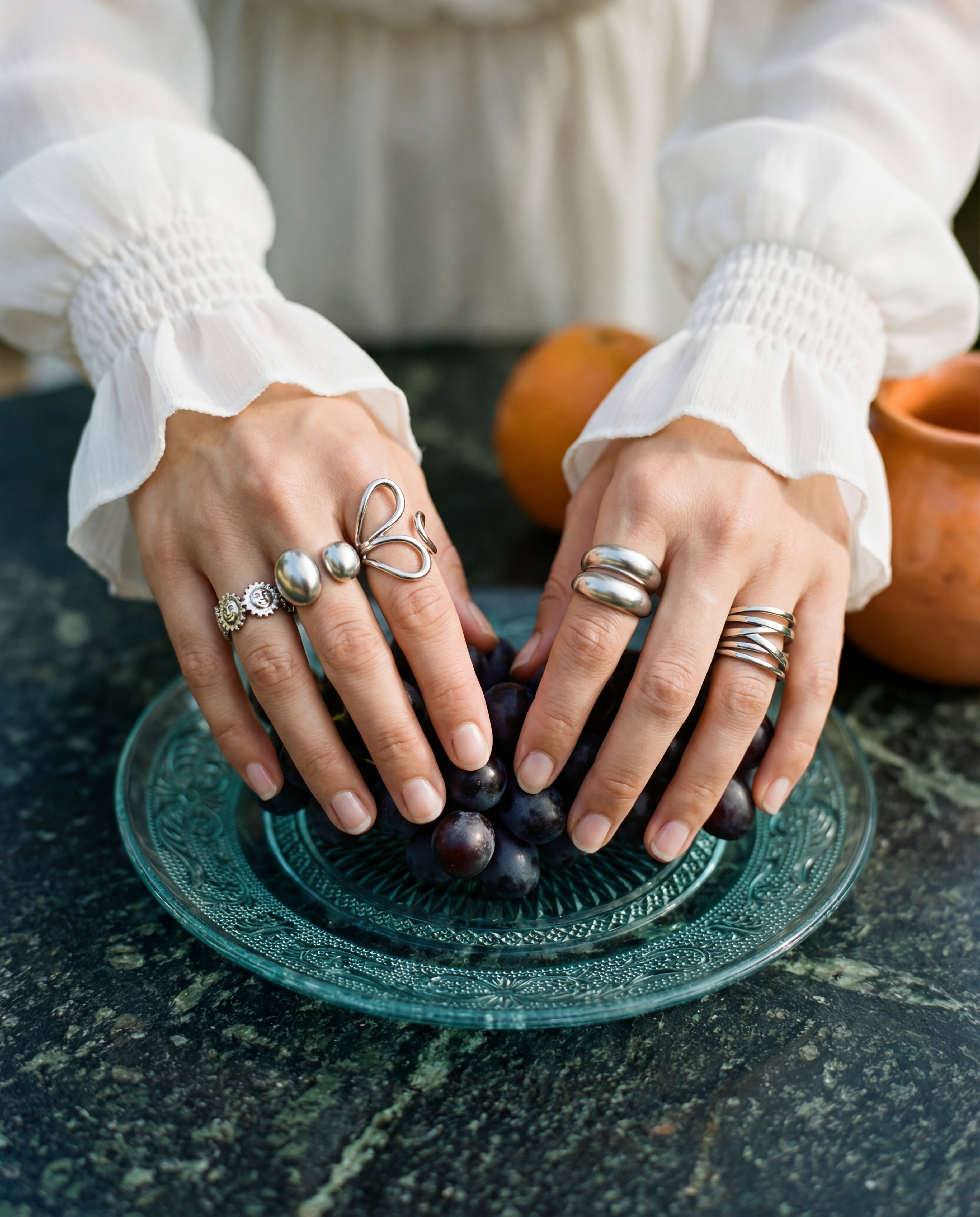 Bossy ring