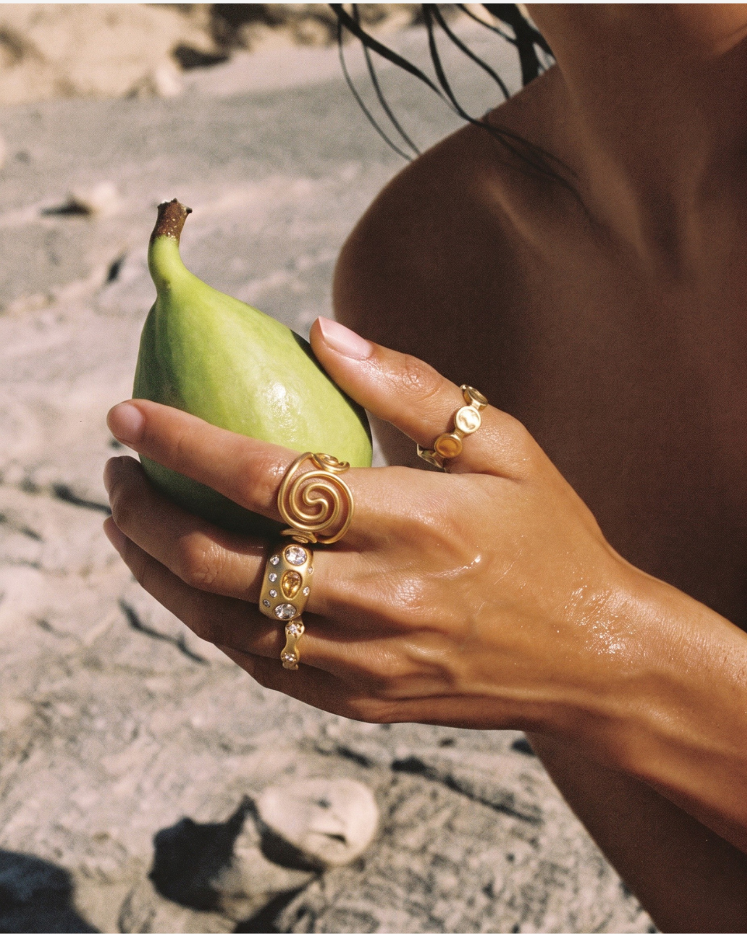 Zoya ring