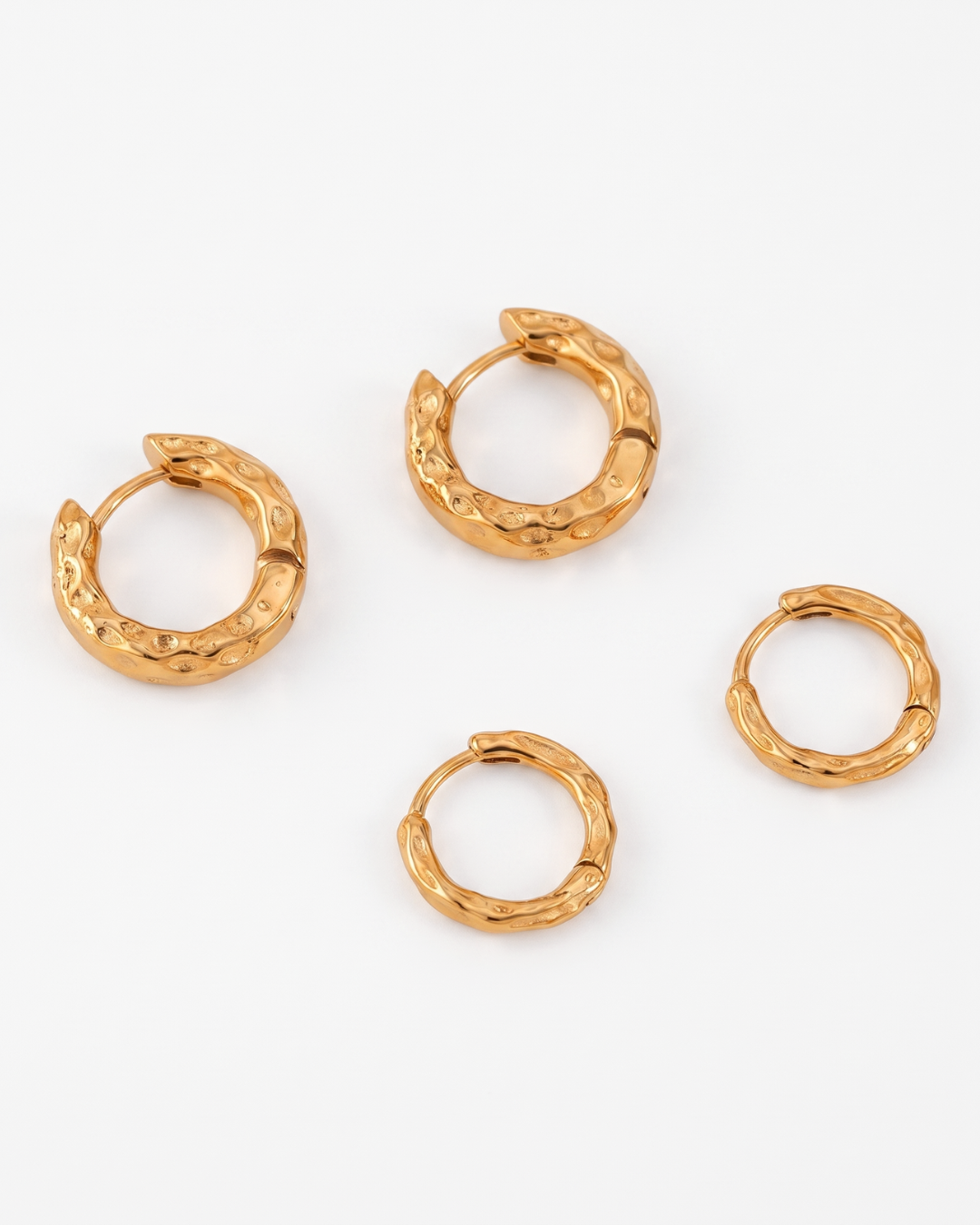 Vera - Textured hoop earrings - Stainless steel