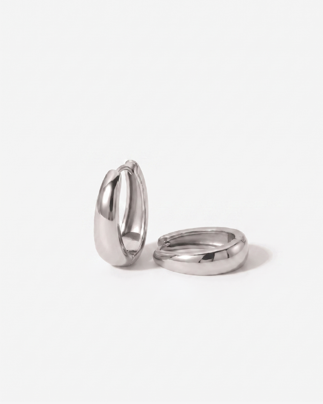 Zianne - Oval hoop earrings - Stainless steel