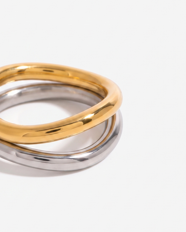 Roxy rings
