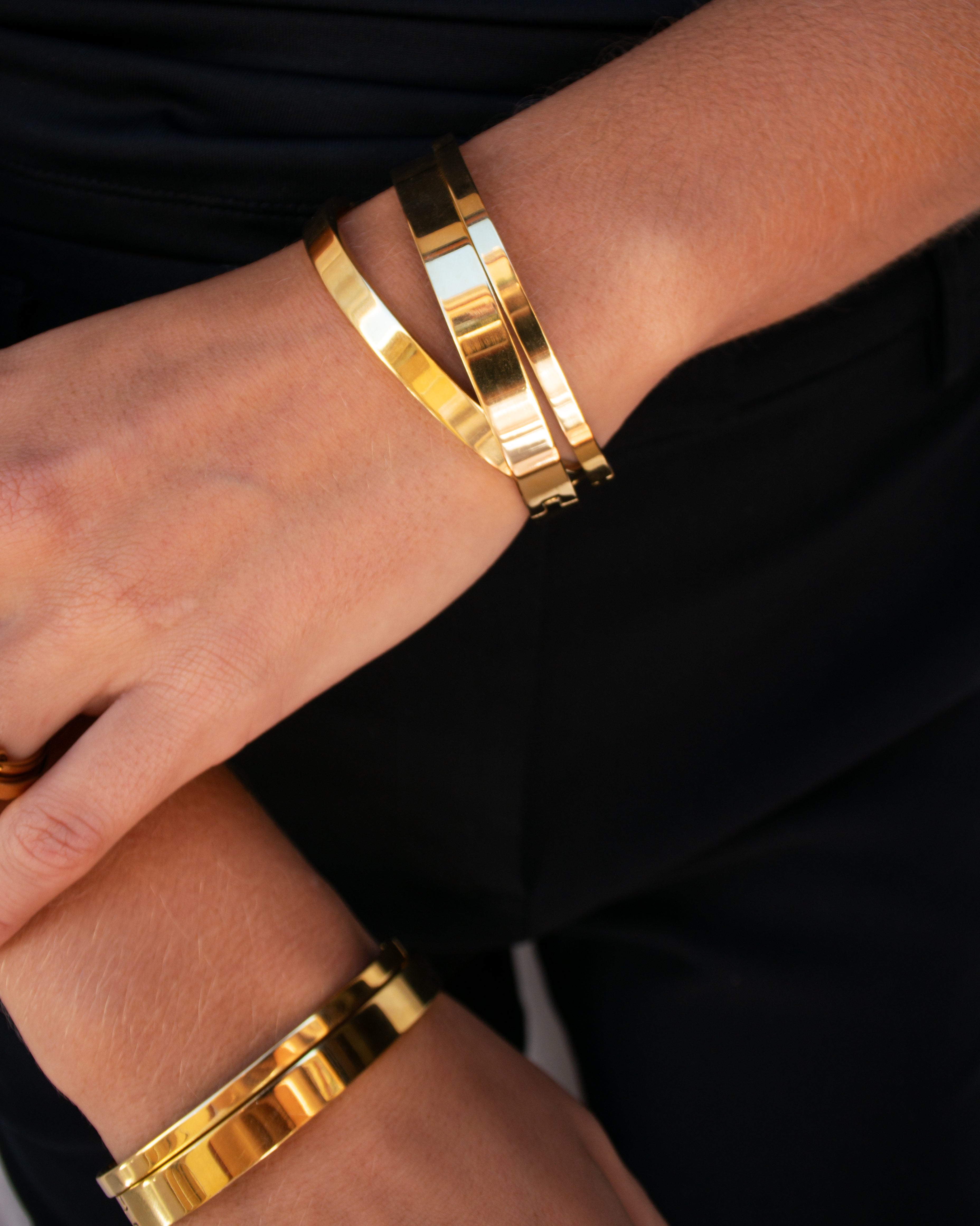 Cora bracelets