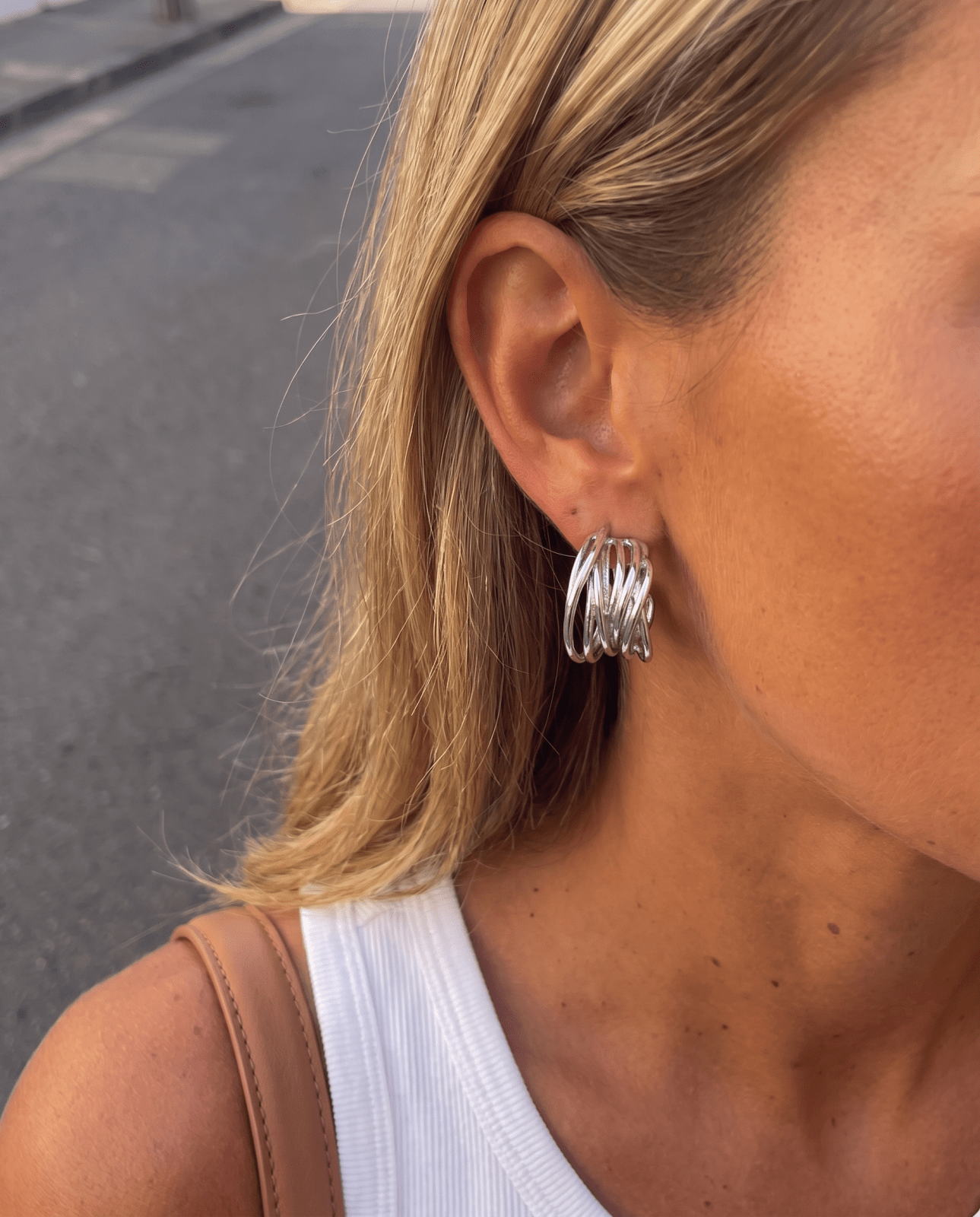 Amadora - C-hoop earrings - Stainless steel - Opulaire - WATERPROOF jewelry - 