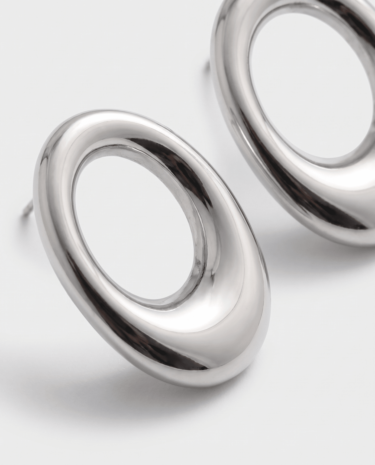 Aora - Dainty stud earrings - Stainless steel - Opulaire - WATERPROOF jewelry - 