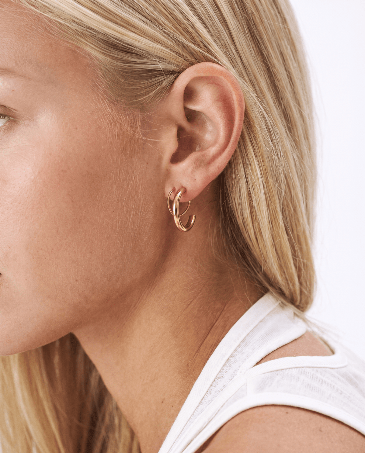 Apollo - Dainty double hoop earrings - Stainless steel - Opulaire - WATERPROOF jewelry - 