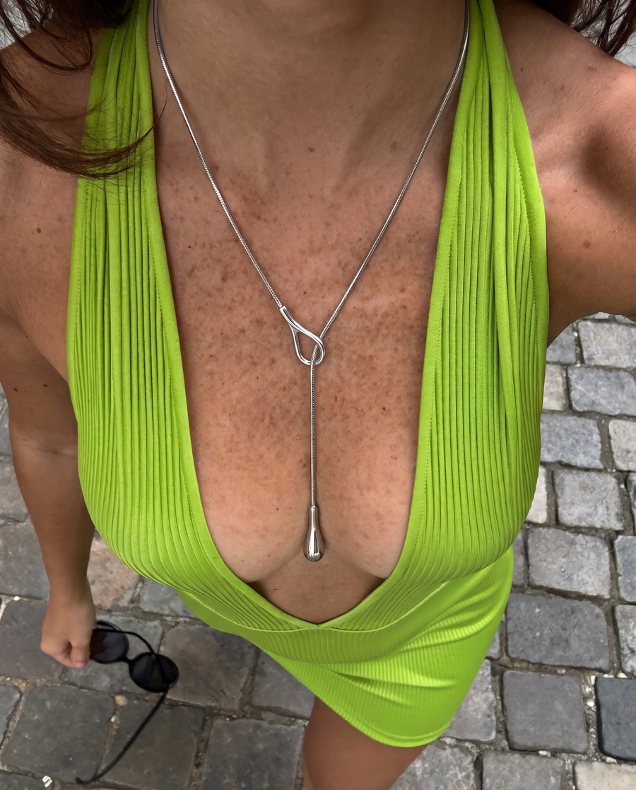 Emy collier