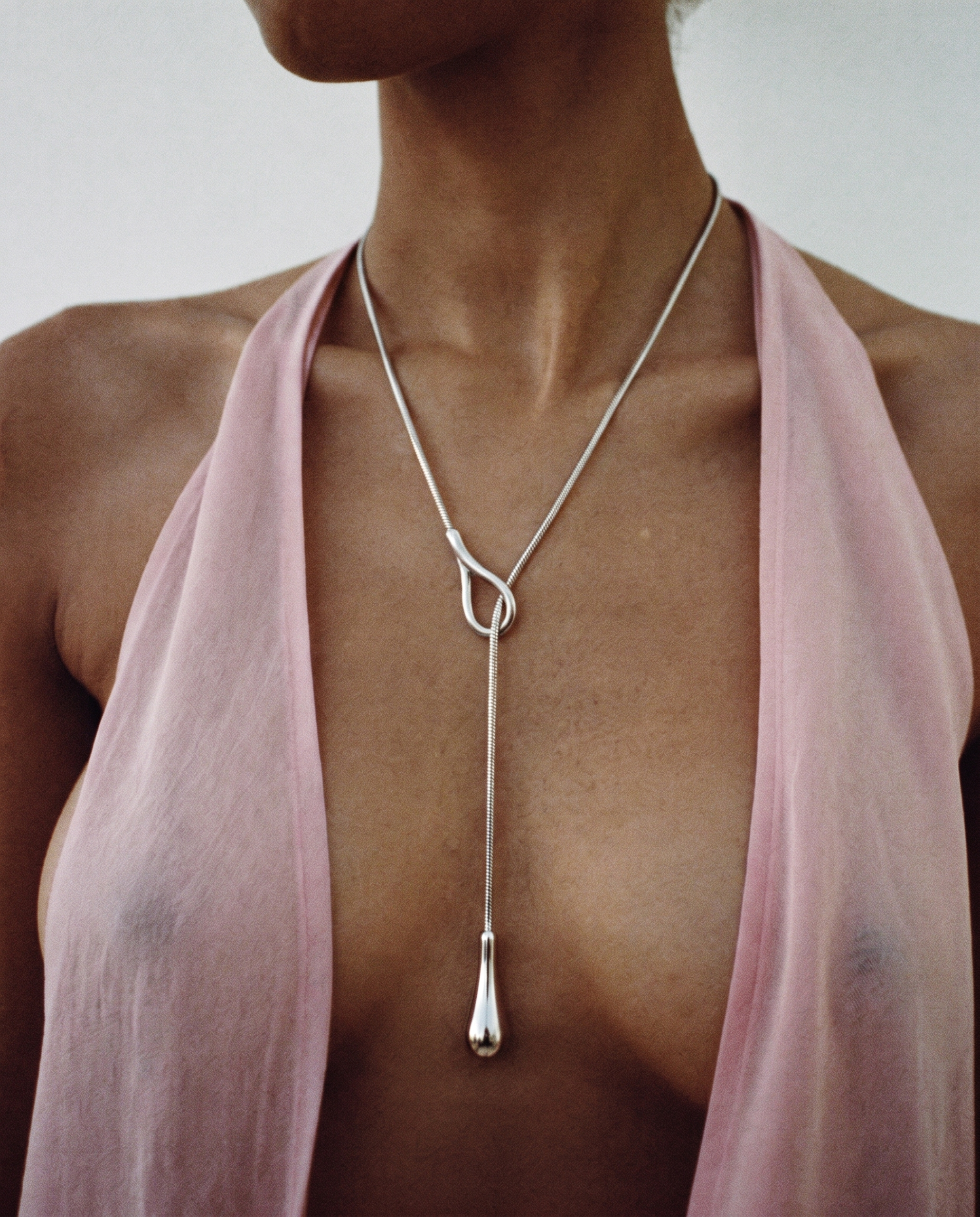 Emy collier