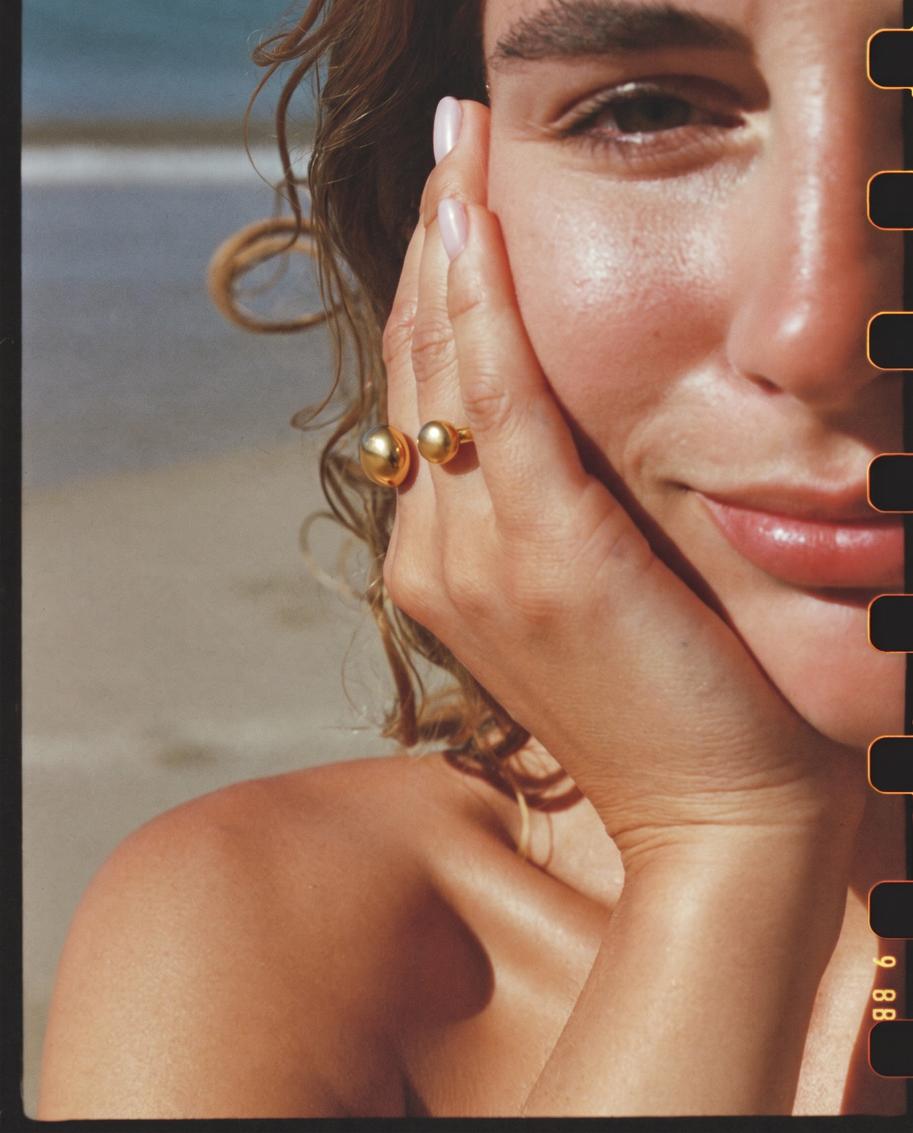 Adela ring