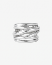 Amadora ring