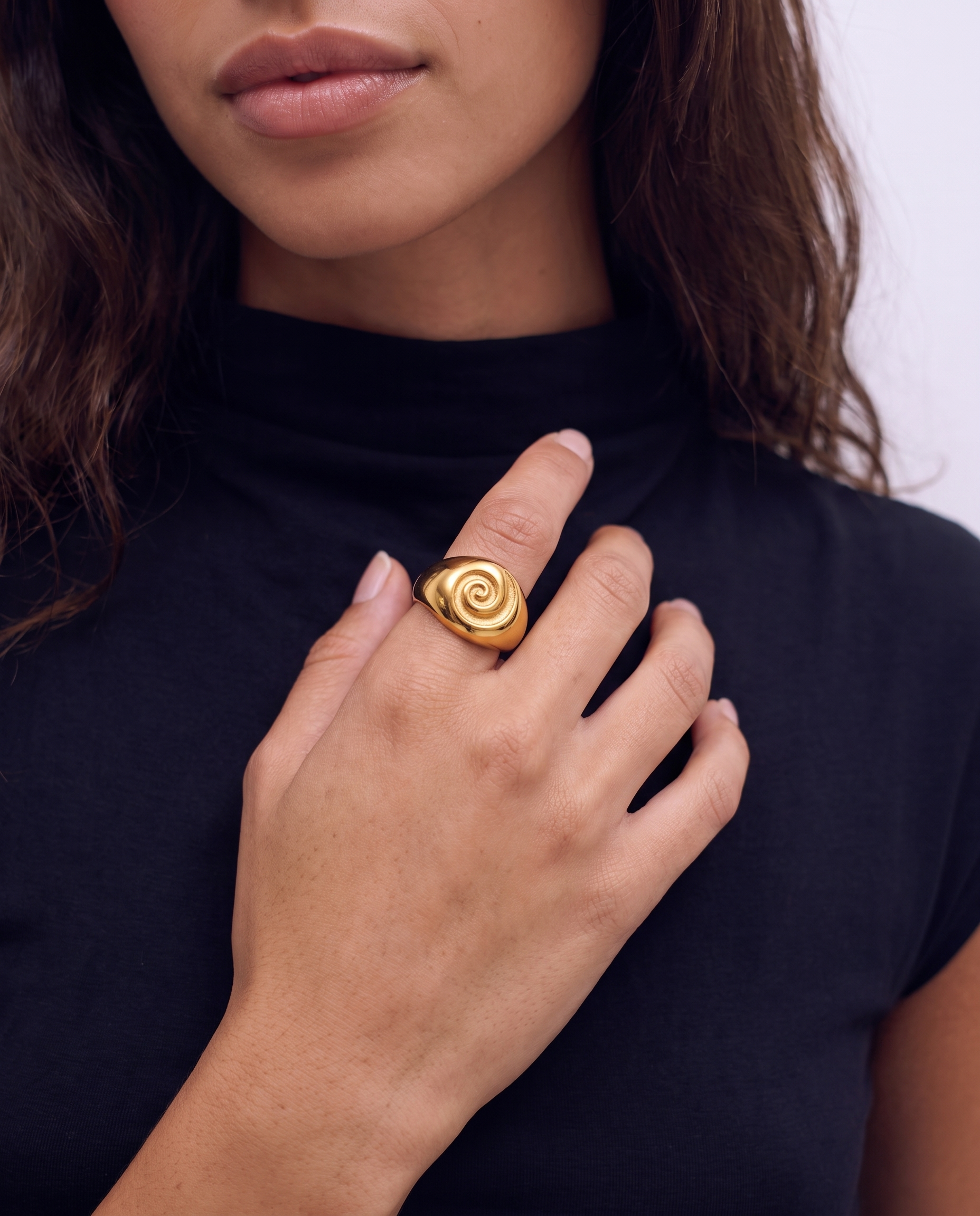 Isis Ring