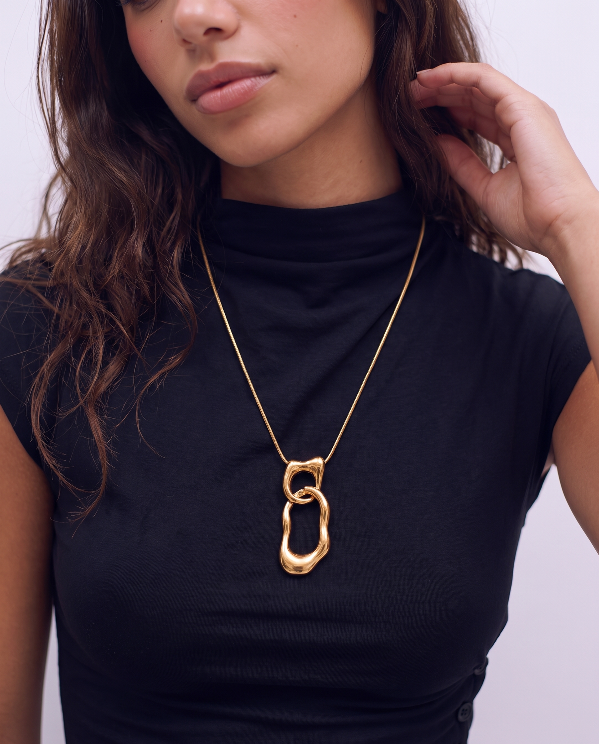 Mare necklace