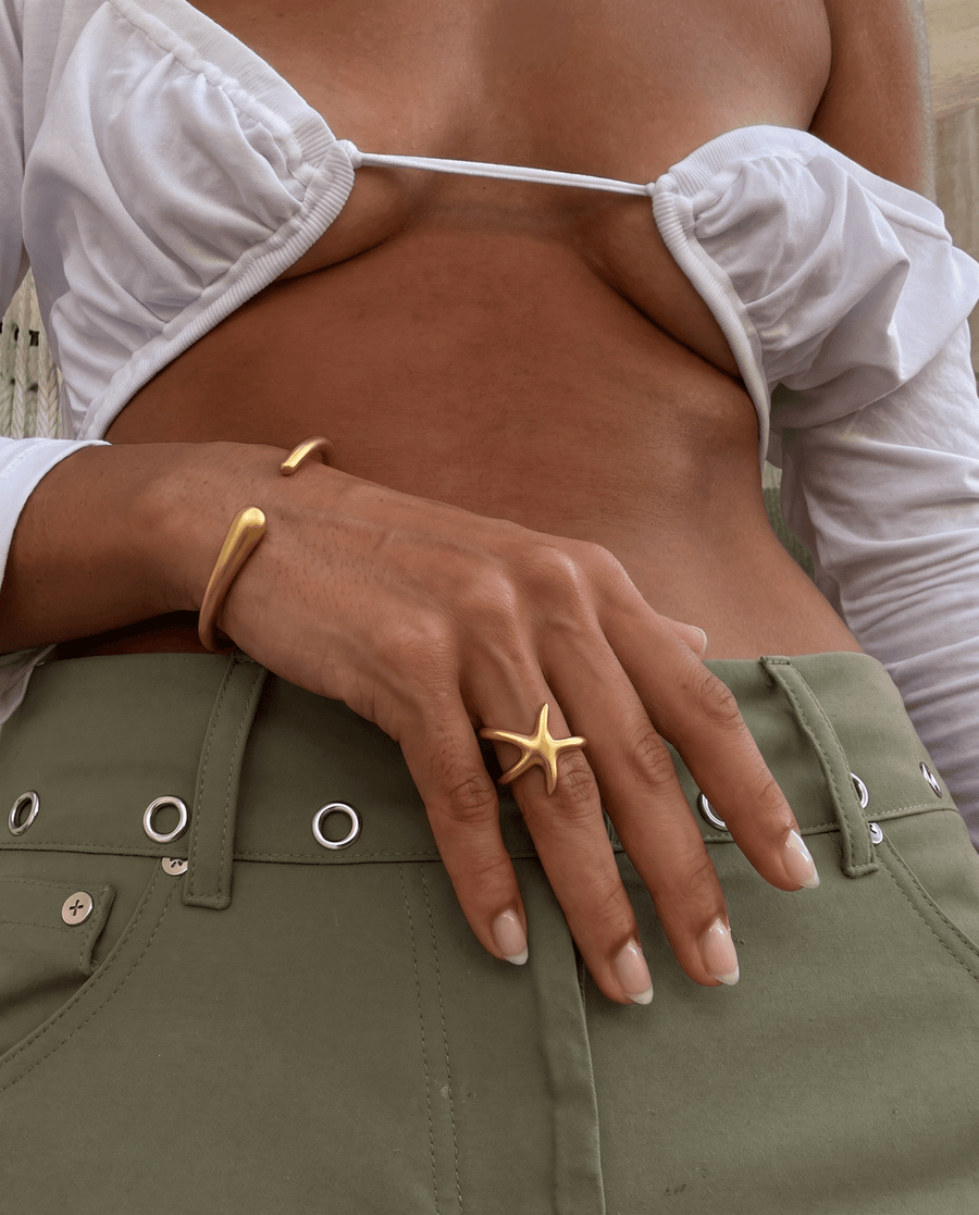 Ayla - Adjustable star ring - Stainless steel