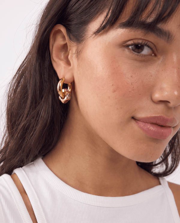Ziva - Chunky huggie hoop earrings - Stainless steel - Opulaire - WATERPROOF jewelry - 